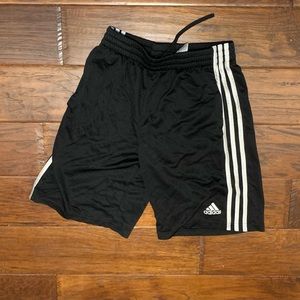 Kids classic mesh 3S adidas shorts | Size M